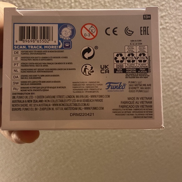 NM Exclusive Red Glow-Sour Patch Kid Funko Pop #01 - Picture 5 of 5